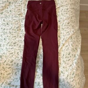 Invigorate High Rise 25” leggings in burgundy